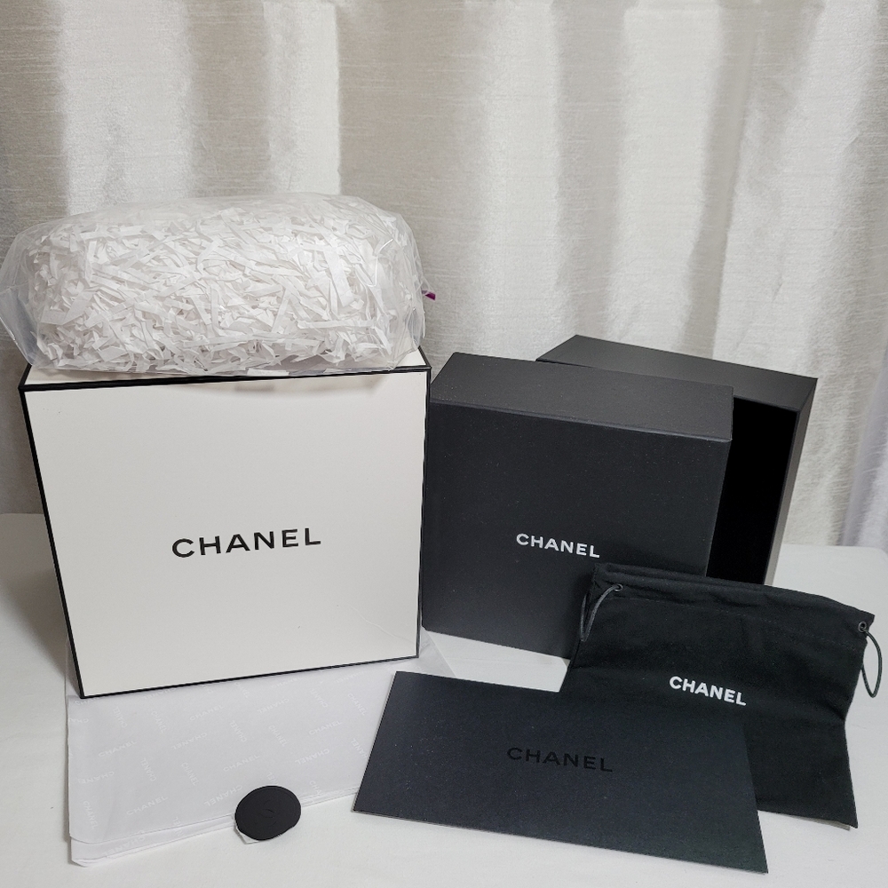 Bundle Chanel signature square gift or storage empty box.